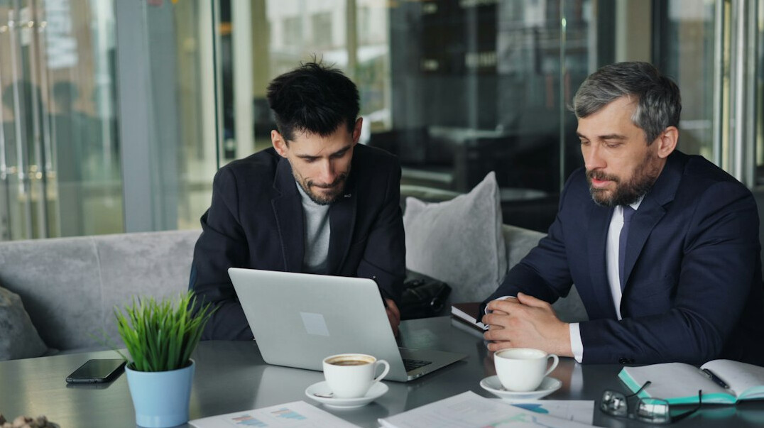 manager coaching employee